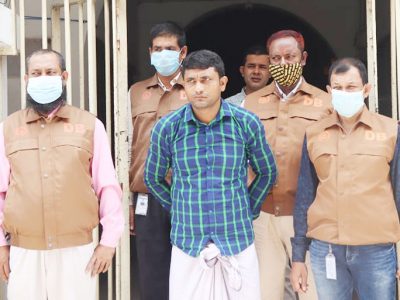 ময়মনসিংহে পুলিশ পরিচয়ে ব্যবসায়ীদের থেকে টাকা হাতিয়ে নেয়া চক্রের সদস্যসহ গ্রেফতার ৩
