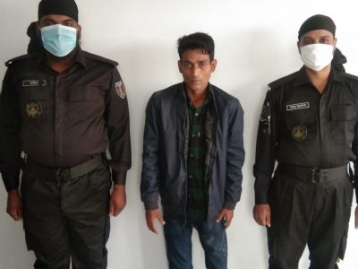 ময়মনসিংকে র‌্যাবের হাতে এক ভূয়া ডিবি পুলিশ আটক