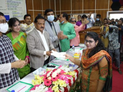 ময়মনসিংহ জেলা পরিষদ সাড়ে ১৩’শ কৃতি শিক্ষার্থীর মাঝে ৩২ লাখ টাকার বৃত্তির চেক বিতরণ