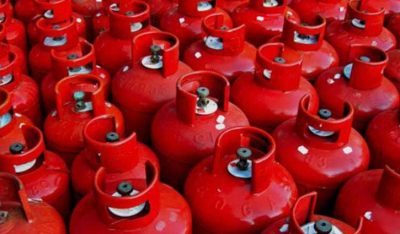 গ্যাসের দাম আরেক দফা কমলো