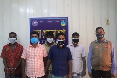 ময়মনসিংহ ডিবি পুলিশের অভিযানে ৫ জুয়ারি গ্রেফতার