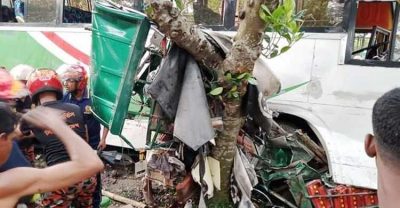 গৌরীপুরে বাস, মাহিন্দ্র ও  অটোরিকশার  সংঘর্ষে দুইজনের মৃত্যু