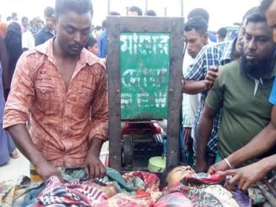 ময়মনসিংহে বালুভর্তি ড্রামট্রাকের চাপায় দুই কৃষকের মৃত্যু