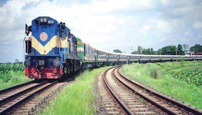 মধ্যরাত থেকে ঢাকার সঙ্গে সারাদেশের  ট্রেন চলাচল বন্ধ