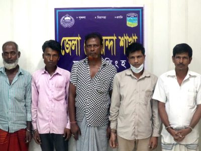 ময়মনসিংহ ডিবির হাতে ৫ জুয়ারি ও ১ মাদক ব্যবসায়ীসহ গ্রেফতার ৫