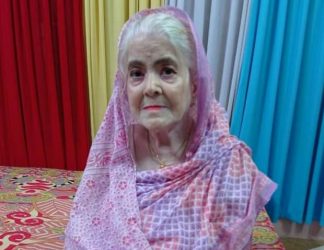 সাংবাদিক নজীব আশরাফের মাতার নামাজে জানাযা ও দাফন সম্পন্ন