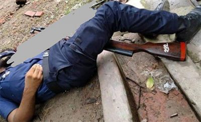 নিজ রাইফেল মাথায় ঠেকিয়ে গুলি করে আত্মহত্যা করেছেন পুলিশ কনস্টেবল