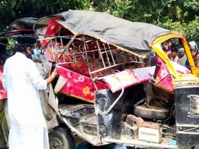 গৌরীপুরে বাসচাপায় মাহিন্দ্রের দুই যাত্রীর মৃত্যু
