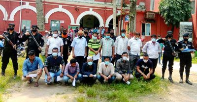 ময়মনসিংহে বিআরটিএ  দালাল বিরোধী র‍্যাব-১৪  অভিযানঃ দালালচক্রের ১৫ সদস‍্য আটক