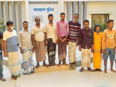 কোতোয়ালী থানার পুলিশের হাতে ৮জন মাদক ব্যবসায়ীসহ আটক ১৪