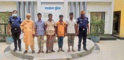 ময়মনসিংহে কোতোয়ালী থানা পুলিশের অভিযানে সাজাপ্রাপ্ত পলাতকসহ গ্রেফতার ৫