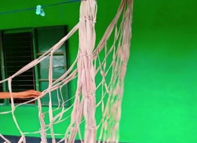 দোলনায় খেলতে গিয়ে গলায় ফাঁস লেগে শিশুর মৃত্যু