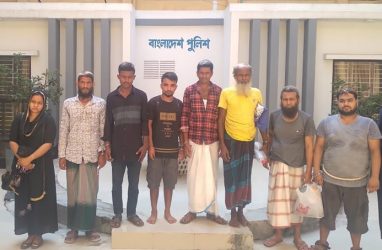কোতোয়ালী থানা পুলিশের হাতে সাজাপ্রাপ্ত পলাতকসহ গ্রেফতার ৮