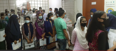 ভোগান্তি আর হয়রানি মুক্ত ঢাবির ভর্তি পরীক্ষা দিল পৌণে ৮ হাজার শিক্ষাথীরা