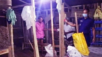 ‘মুক্তাগাছায় ঘরের মেঝে খুঁড়ে উদ্ধার করল বৃদ্ধের লাশ
