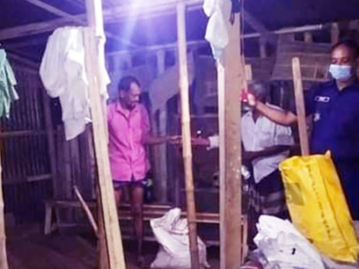 ‘মুক্তাগাছায় ঘরের মেঝে খুঁড়ে উদ্ধার করল বৃদ্ধের লাশ