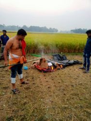 জুয়ার আসর পুড়িয়ে দিল কোতোয়ালী পুলিশ ঃ গ্রেফতার ২