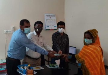 আনসার ভিডিপি উন্নয়ন ব্যাংকের শাহাজাদপুর শাখা পরিদর্শন করলেন পরিচালক আব্দুল খালেক খান       