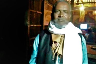 গলায় কাফনের কাপড় ঝুলিয়ে নির্বাচনী প্রচারণা চালিয়ে চেয়ারম্যান হলেন বীর মুক্তিযোদ্ধা জাহান আলী সরকার