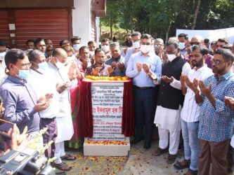 প্রায় পৌণে ২ কোটি টাকা ব্যায়ে ২ টি সড়কের উদ্বোধন করলেন মসিক মেয়র টিটু