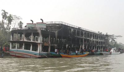 ঝালকাঠিতে লঞ্চে ভয়াবহ অগ্নিকাণ্ডের ঘটনায়  নিহত বেড়ে ৪০