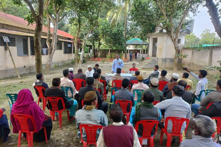 দুবলিয়া পুলিশ ক্যাম্পে ইউপি নির্বাচনে অংশগ্রহণকারীদের মতবিনিময়