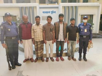 ময়মনসিংহ কোতোয়ালী পুলিশের অভিযানে সাজাপ্রাপ্ত আসামীসহ গ্রেফতার ৮