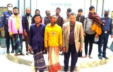 ‘ময়মনসিংহে কোতোয়ালী পুলিশের অভিযানে জুয়াড়িসহ গ্রেফতার ১১