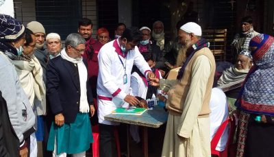 চাটমোহরে বিনামূল্যে ডায়াবেটিক পরীক্ষা ও স্বাস্থ্যসেবা ক্যাম্প অনুষ্ঠিত