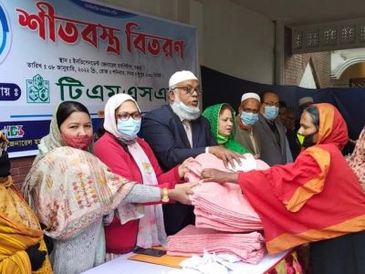 বগুড়ায় ইনডিপেন্ডেন্ট জেনারেল হসপিটালের উদ্যোগে ও টিএমএসএস সহযোগিতায় শীতবস্ত্র বিতরণ