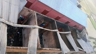 নজরুল বিশ্ববিদ্যালয় সংলগ্ন ছাত্রী মেসে আগুনঃ শিক্ষার্থীদের আন্দোলন