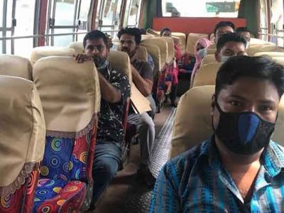 শনিবার থেকে অর্ধেক যাত্রী, বাস ভাড়া বাড়ছে না