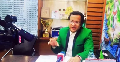 চুমু চাওয়া নিয়ে যা বললেন পীরজাদা হারুন