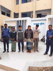 ময়মনসিংহ কোতোয়ালী পুলিশের হাতে গ্রেফতার ৪ঃ মাদক উদ্ধার