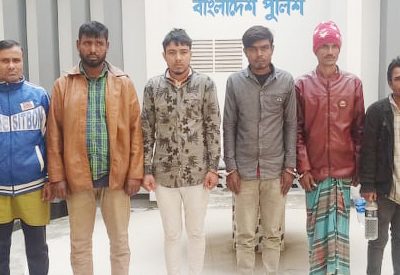 ময়মনসিংহে কোতোয়ালী পুলিশের অভিযানে চুরি ও প্রতারণা মামলার আসামীসহ গ্রেফতার ৯