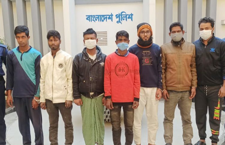 ময়মনসিংহে কোতোয়ালী পুলিশের অভিযানে পরোয়ানাভুক্তসহ গ্রেফতার ৮