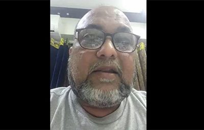 যে কারণে আত্মহত্যা করলেন নায়ক রিয়াজের শ্বশুর