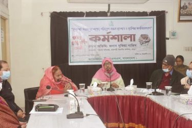 বগুড়ায় পরিবেশ বান্ধব মৃৎপাত্র ও মৃৎশিল্পের জনপ্রিয় করণে কর্মশালা