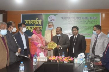 বগুড়ায় টিএমএসএস মেডিকেল কলেজের উদ্যোগে মনসুর রহমান এমপিকে সংবর্ধনা