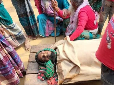 ফুলবাড়ীয়ায় গভীর নলকূপের পাম্প তুলতে গিয়ে বিদ্যুৎস্পৃষ্টে দুই জনের মৃত্যু
