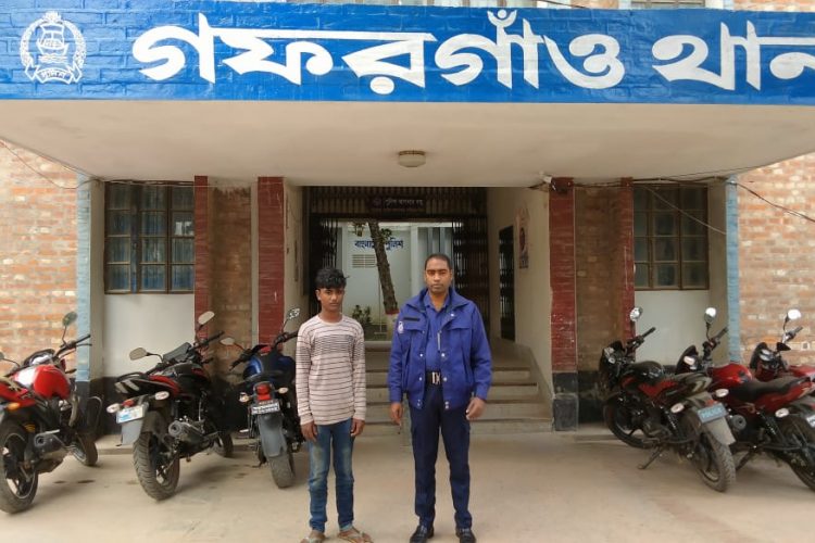 গফরগাঁওয়ে শিশুশিক্ষার্থীকে ধর্ষণের অভিযোগে কিশোর গ্রেফতার
