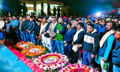 গফরগাঁওয়ে ভাষা শহীদ আবদুল জব্বারের গ্রামের বাড়িতে হাজার হাজার মানুষের ঢল