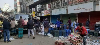 মেছুয়া বাজারে অবৈধ স্থাপনা দখলমুক্ত করতে মসিকের অভিযান