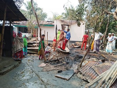 নান্দাইলে অগ্নিকাণ্ডে এক কৃষকের ৪টি ঘর পুড়ে ছাই