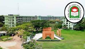 উত্তপ্ত কবি নজরুল বিশ্ববিদ্যালয়, শিক্ষকের অপসারণ দাবিতে মহাসড়ক অবরোধ