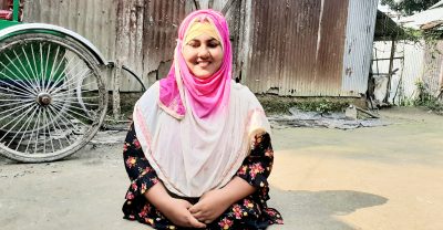 আলিম পাস করলেন জন্ম থেকে দুই পা বিহীন অদম্য স্মৃতি