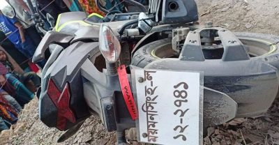 গাছের সঙ্গে চলন্ত মোটরসাইকেলের ধাক্কায় পুলিশের এএসআইসহ নিহত ২