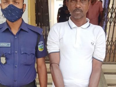 ময়মনসিংহ কোতোয়ালীর অভিযানে মা হত্যার আসামী ছেলেসহ গ্রেফতার ৬
