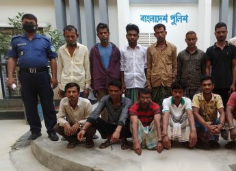 ময়মনসিংহ কোতোয়ালী পুলিশের অভিযানে ৯ জুয়াড়িসহ গ্রেফতার ১১