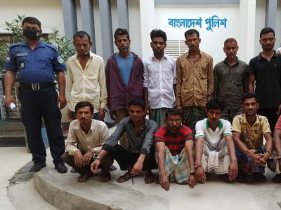 ময়মনসিংহ কোতোয়ালী পুলিশের অভিযানে ৯ জুয়াড়িসহ গ্রেফতার ১১